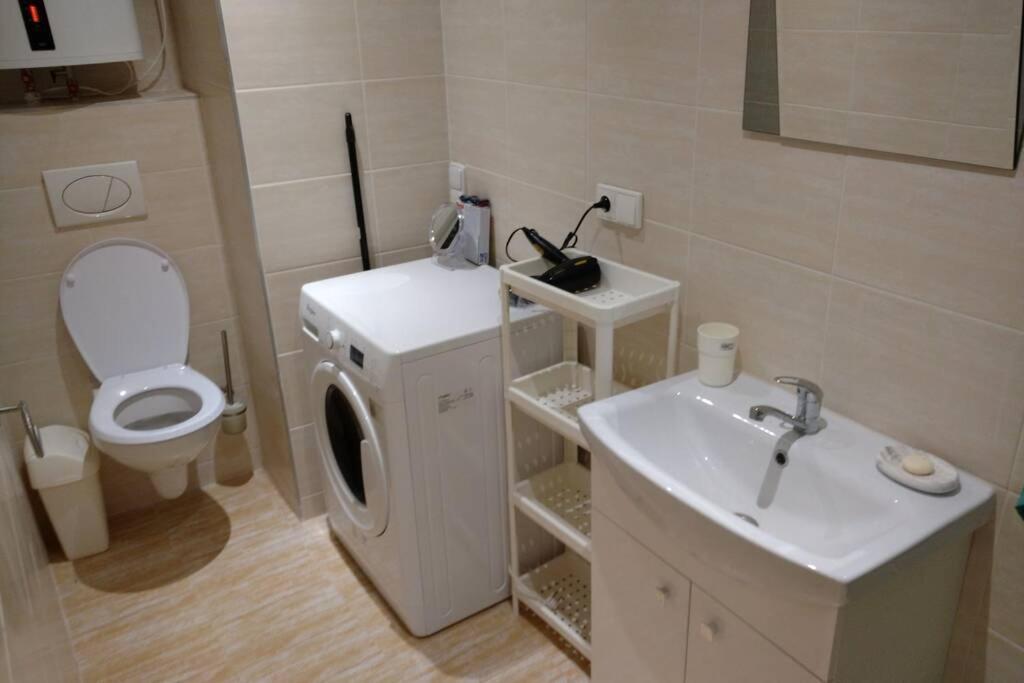 Marvelous Apartment In The Center Of Praha Bagian luar foto